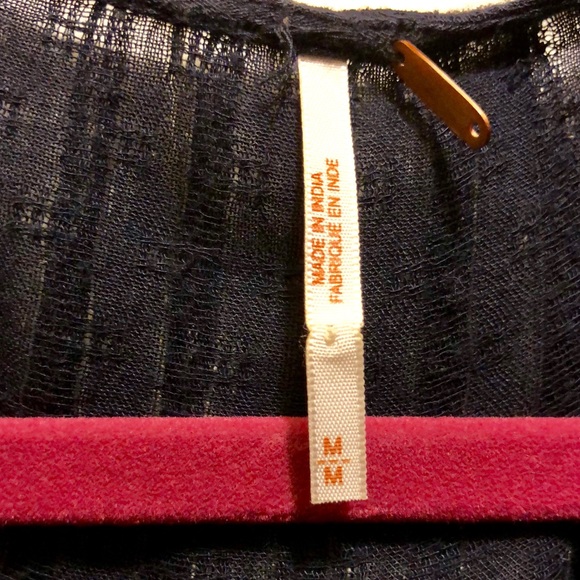 Blouse - Picture 2 of 3